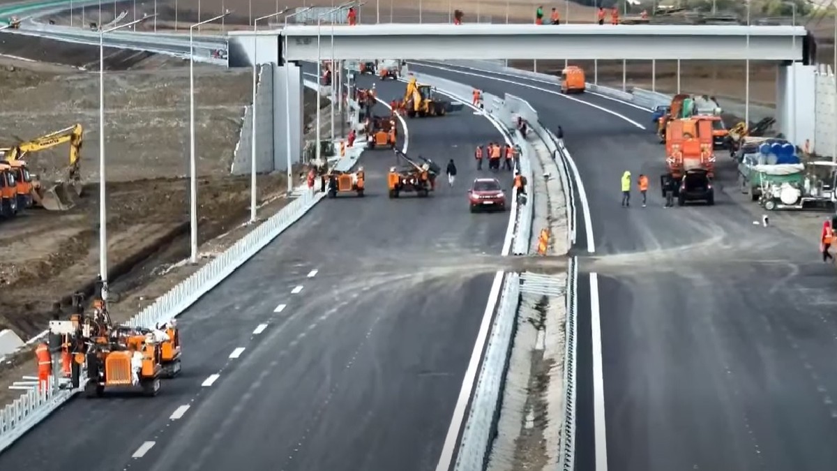 Lotul 1 din Autostrada A7 ar putea fi inaugurat în 2026. UMB are 500 de muncitori pe șantier