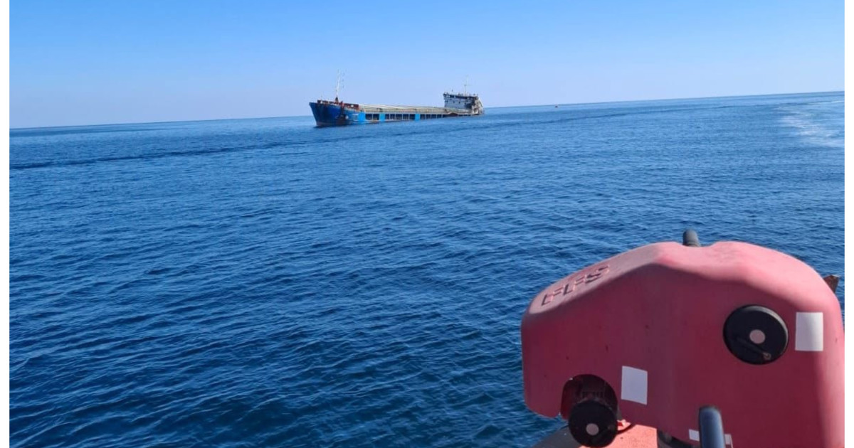 Navă lovită de dronă în zona Sulina: ARSVOM desfășoară o misiune de salvare