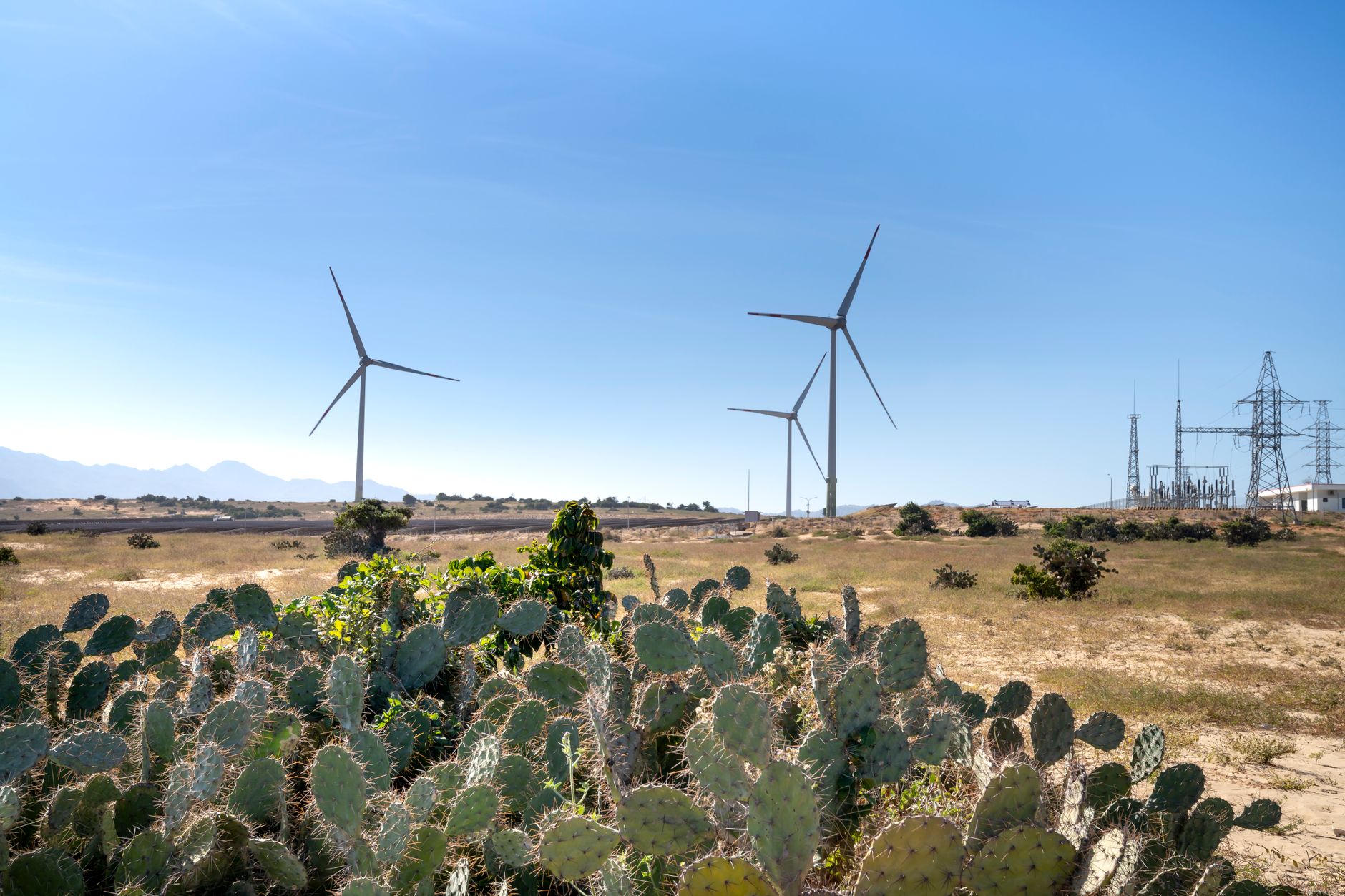 Noua centrală de la Mintia a livrat primul megawatt-oră în sistemul energetic național