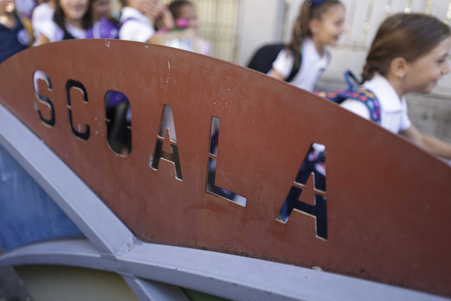 Programul de guvernare PSD: Pachet social pentru educație și extinderea programului Masă sănătoasă