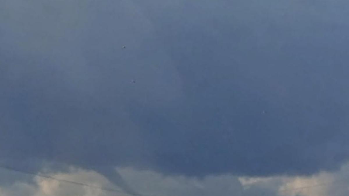 Fenomene meteorologice extreme în România: ninsoare la munte, grindină în București și nor pâlnie în Prahova