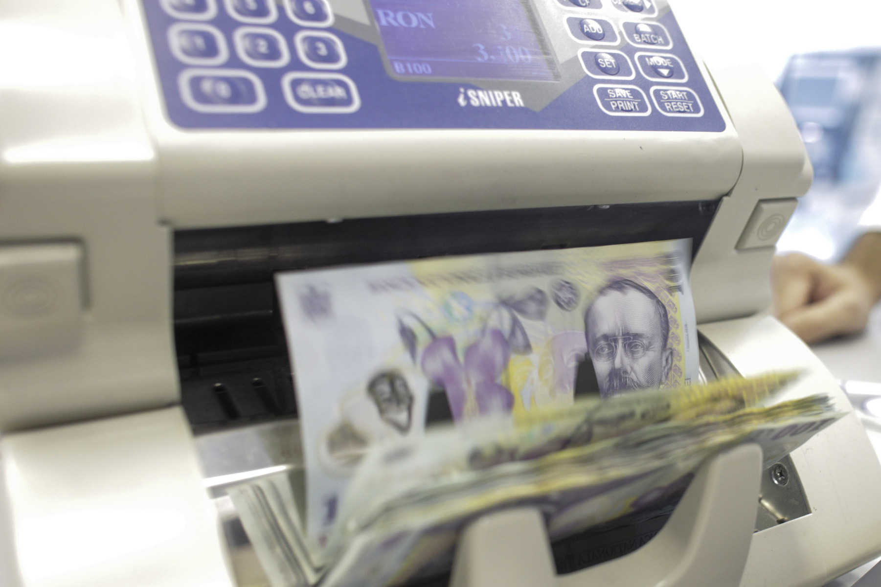 Deficitul bugetar al României a scăzut la 3,82% din PIB în primele nouă luni ale anului 2026