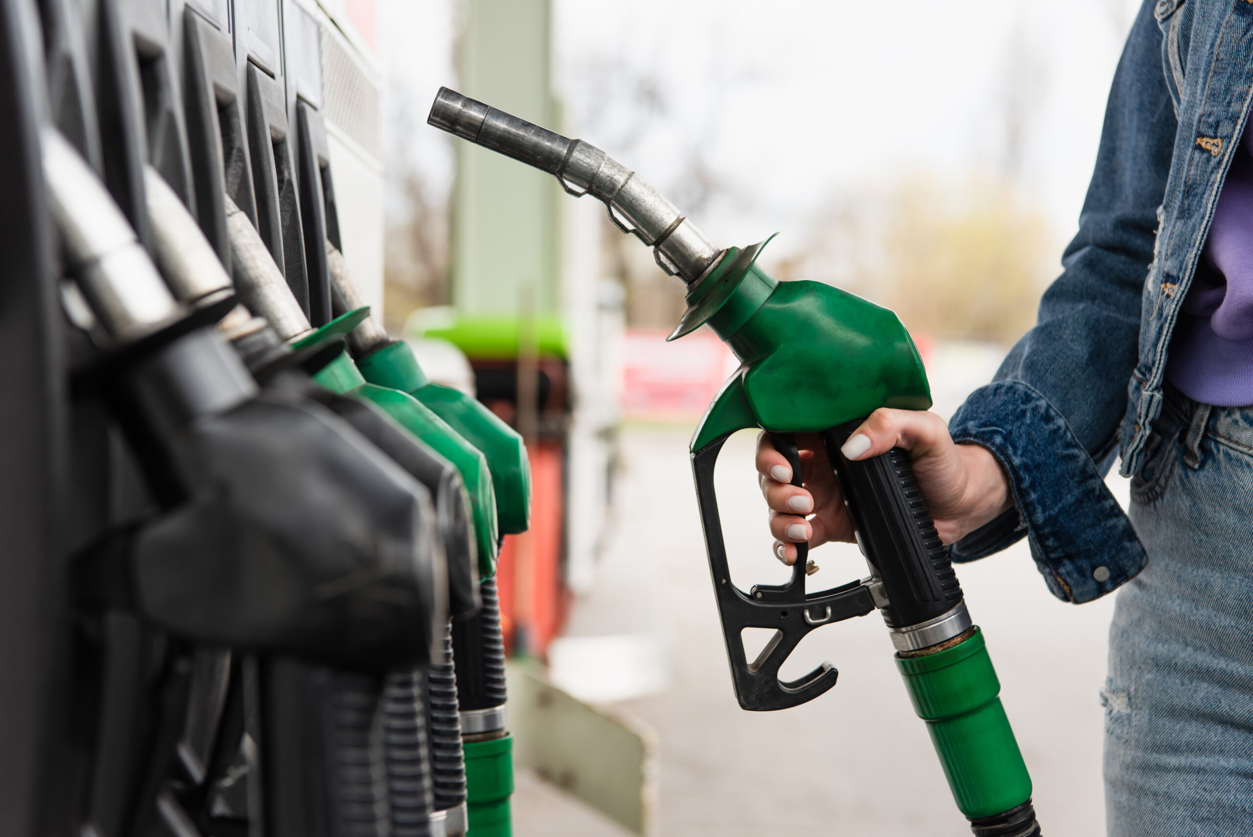Riscul de scumpire la pompă: Cum ar putea afecta noile măsuri pe piața carburanților distribuitorii independenți