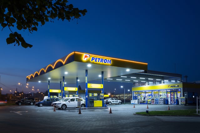 Prima scădere a prețului la benzină după două luni de creșteri continue