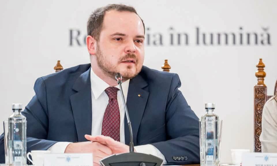 Alexandru Rogobete propune eliminarea CASS pentru mamele în concediu de creștere și veteranii de război