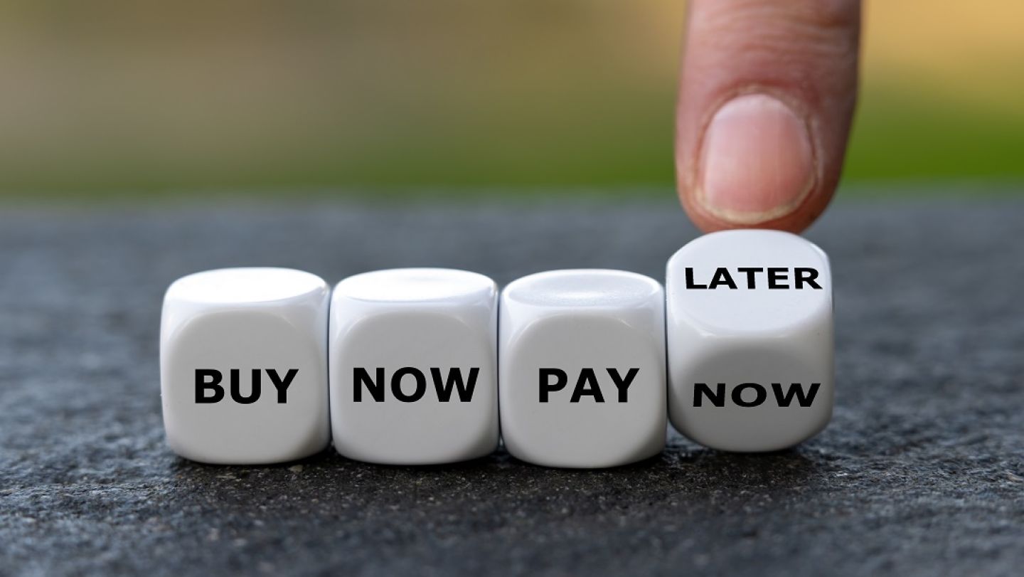 Metoda Buy Now, Pay Later în România: cum funcționează și care sunt riscurile financiare