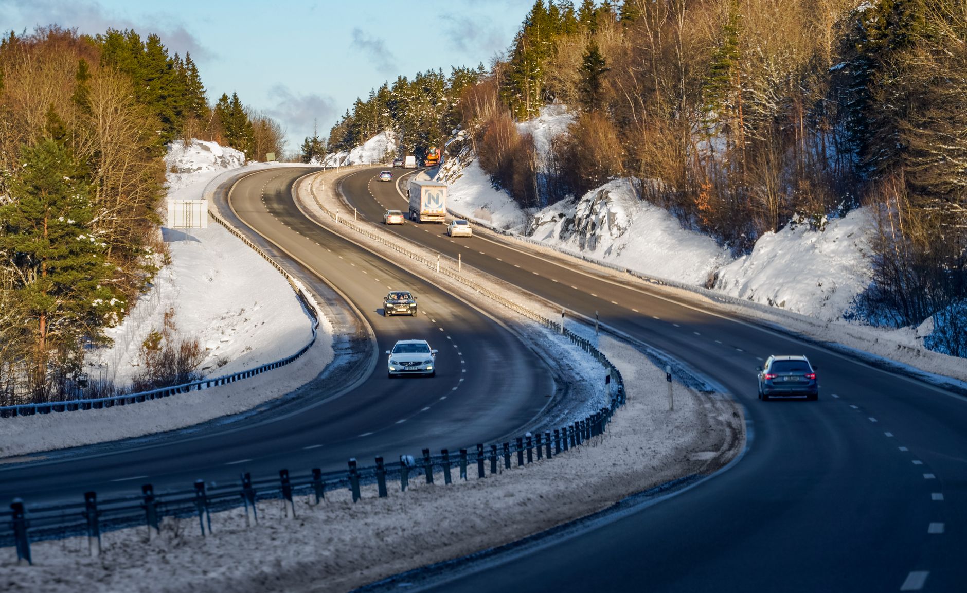 Moduri diferite de calculare a taxei auto în Europa: România introduce noi reguli din 2026