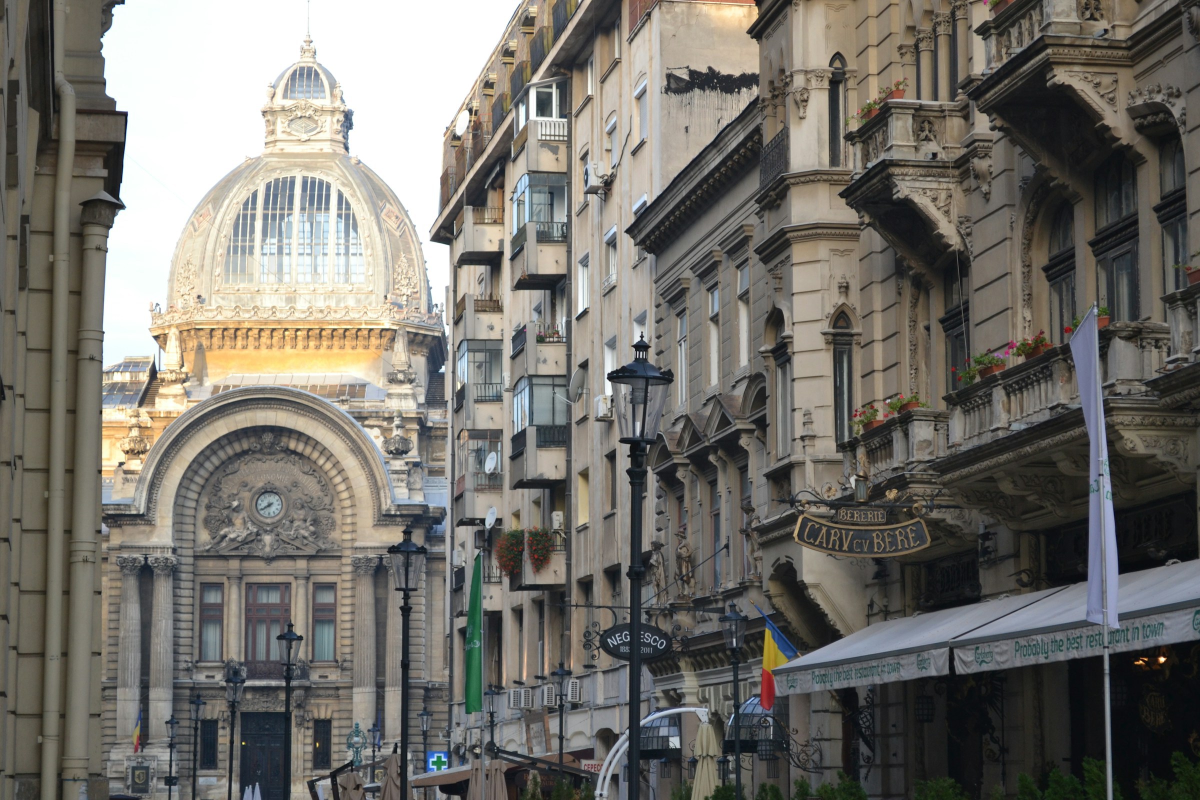 Chiriile au crescut cu 39% într-un an, de șapte ori mai rapid decât salariile în România