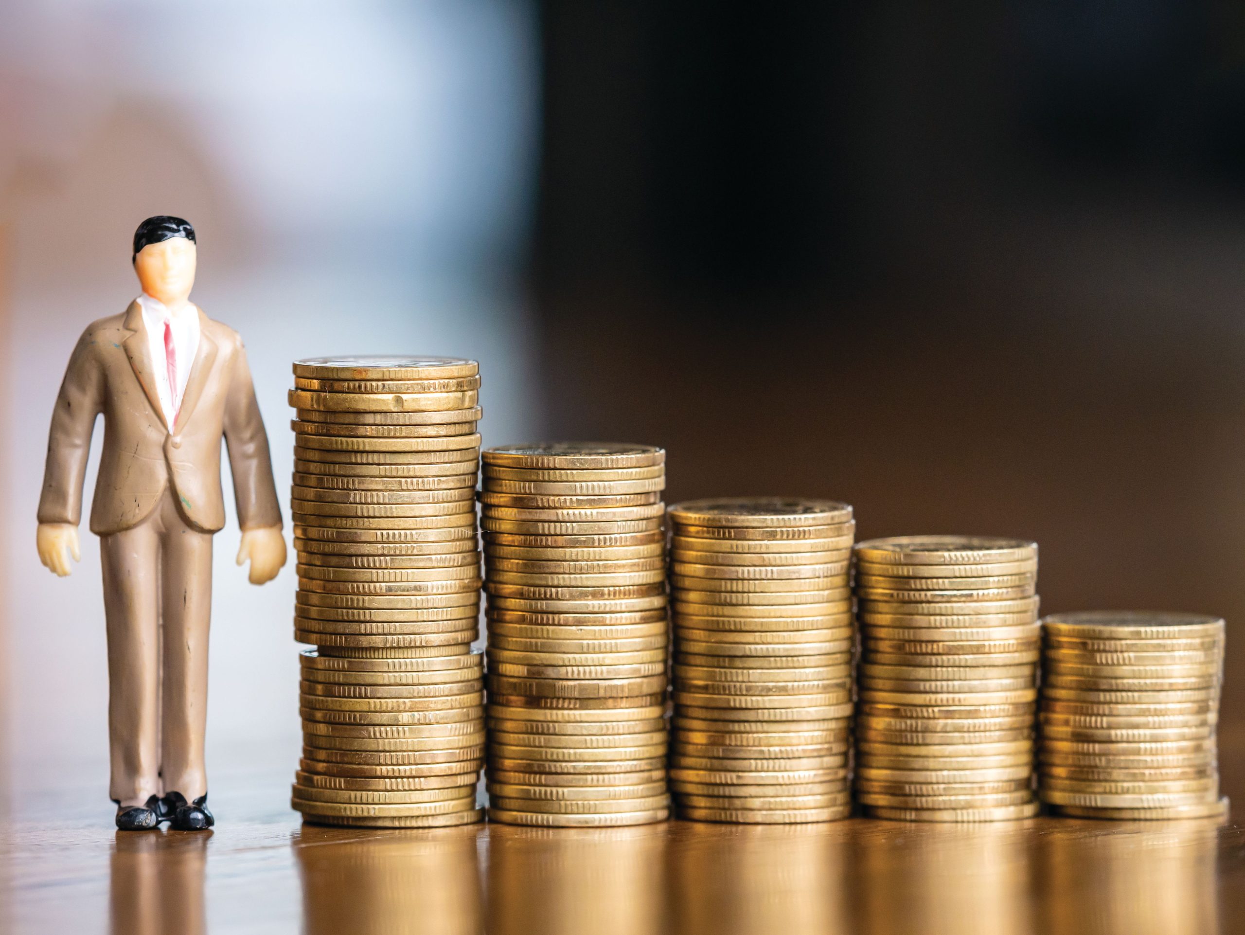 Analiză: Topul salariilor în sectorul bancar din România. Cine plătește cele mai mari sume angajaților