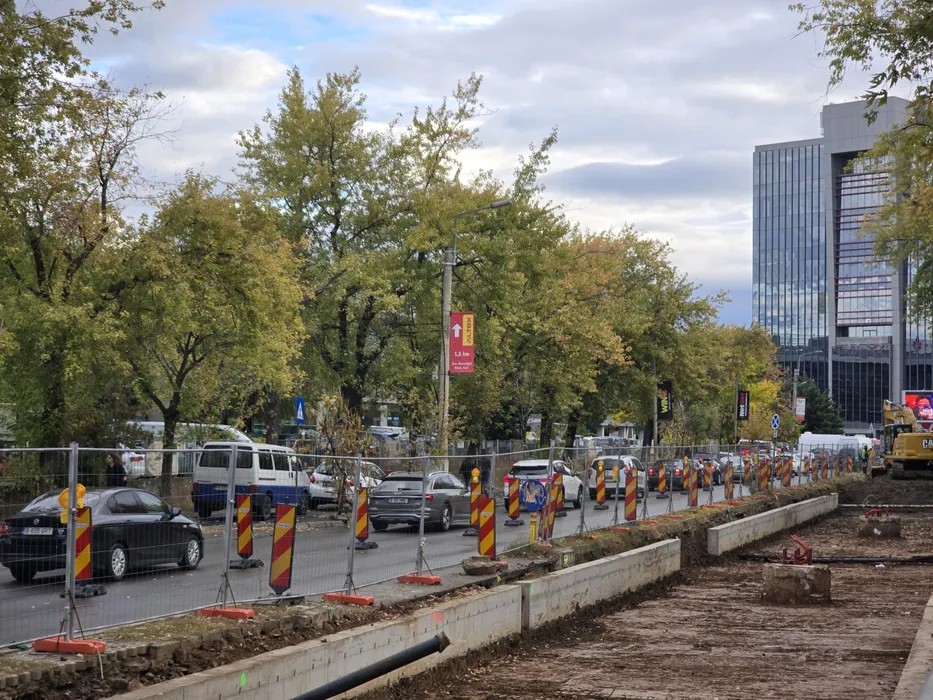 Haos în trafic în Pipera: sens unic pe bulevardul Dimitrie Pompeiu cauzează aglomerații masive