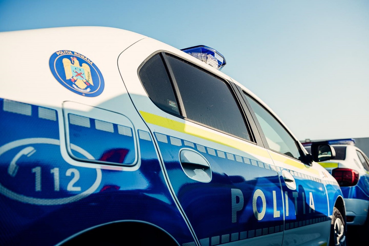 Alertă cu bombă la Liceul Teoretic „Báthory István” din Cluj-Napoca: zeci de elevi au fost evacuați