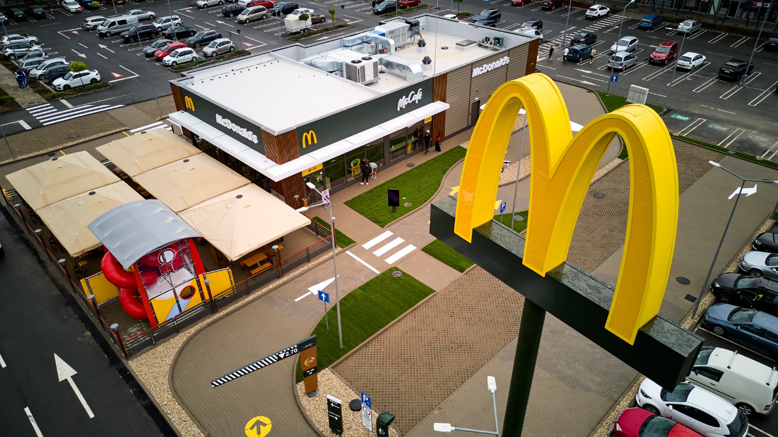 McDonald’s relevă sursele de ingrediente din România și lansează eveniment de tip Open Days