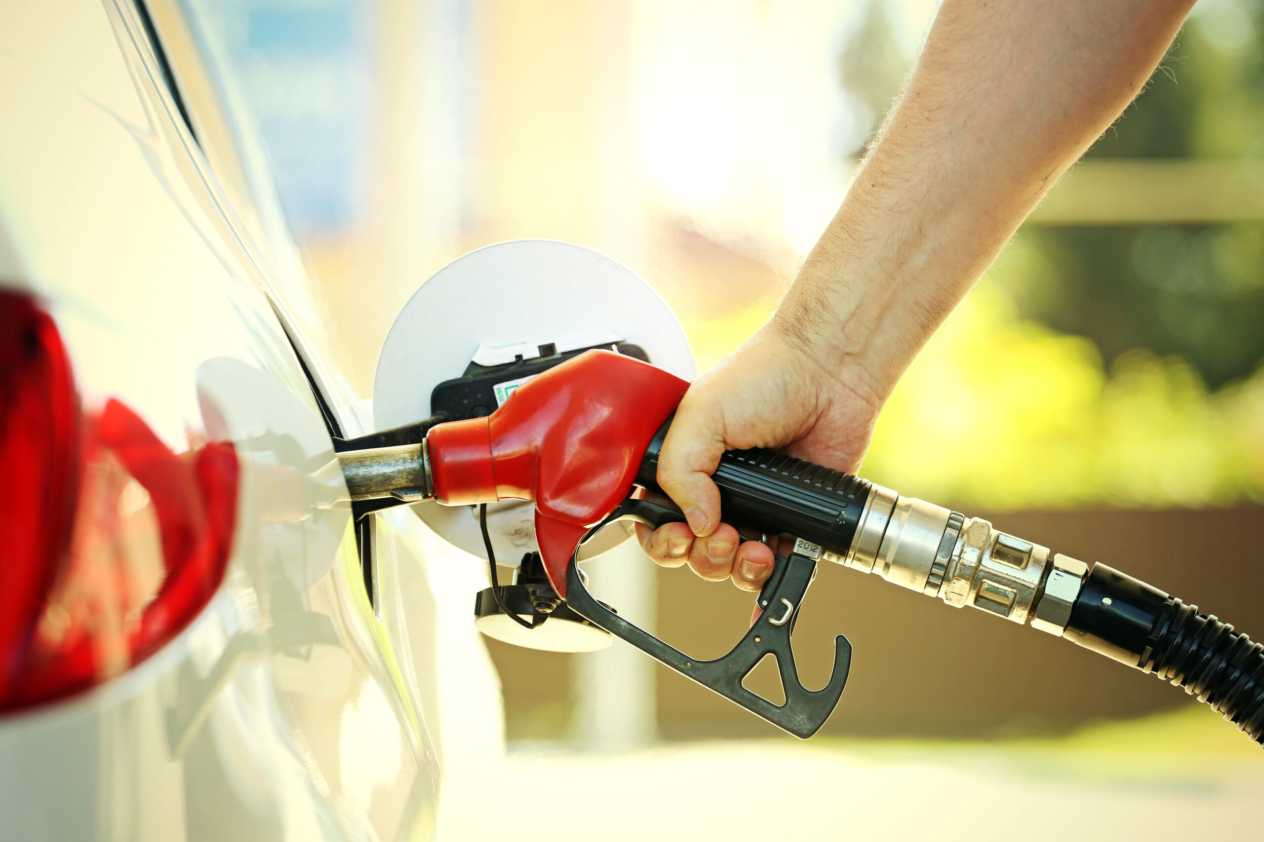 Explozia costurilor la transportul petrolului scumpeste benzina și motorina în România