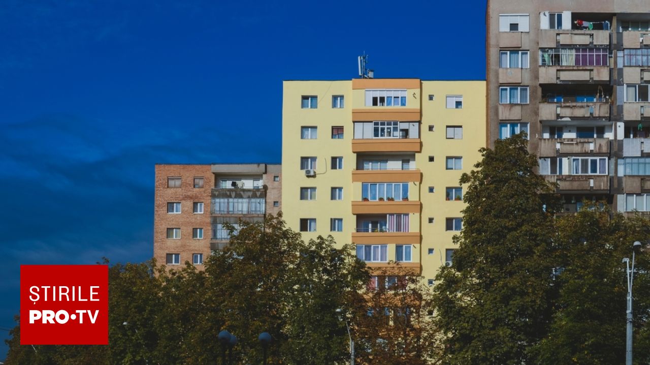 Impozit dublu pentru proprietarii care au închis balcoanele fără autorizație conform noului Cod al Urbanismului