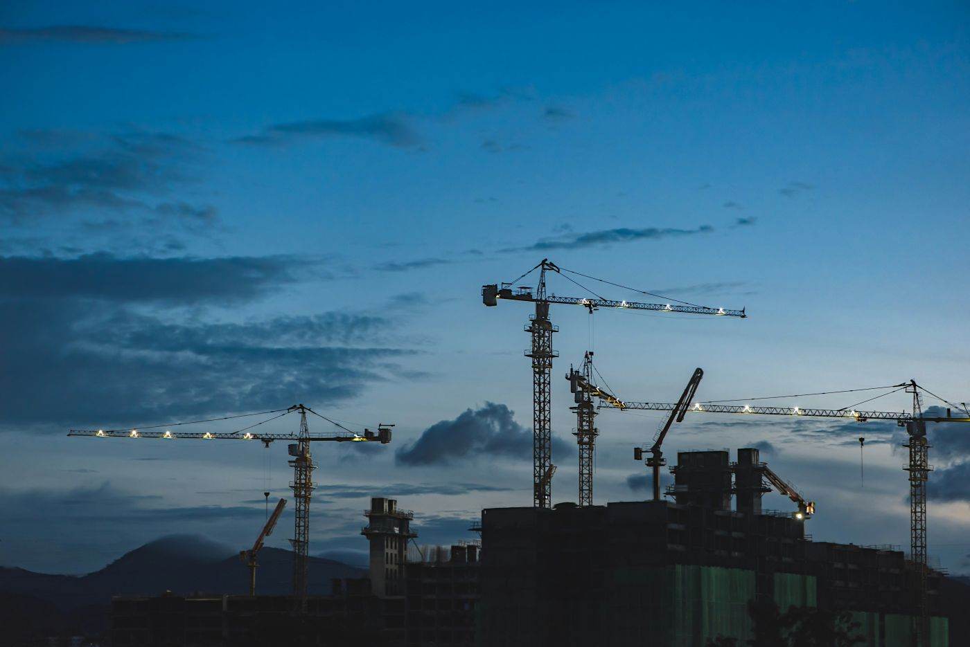 Volumul lucrărilor de construcții a crescut cu 15,4% în primele opt luni ale anului