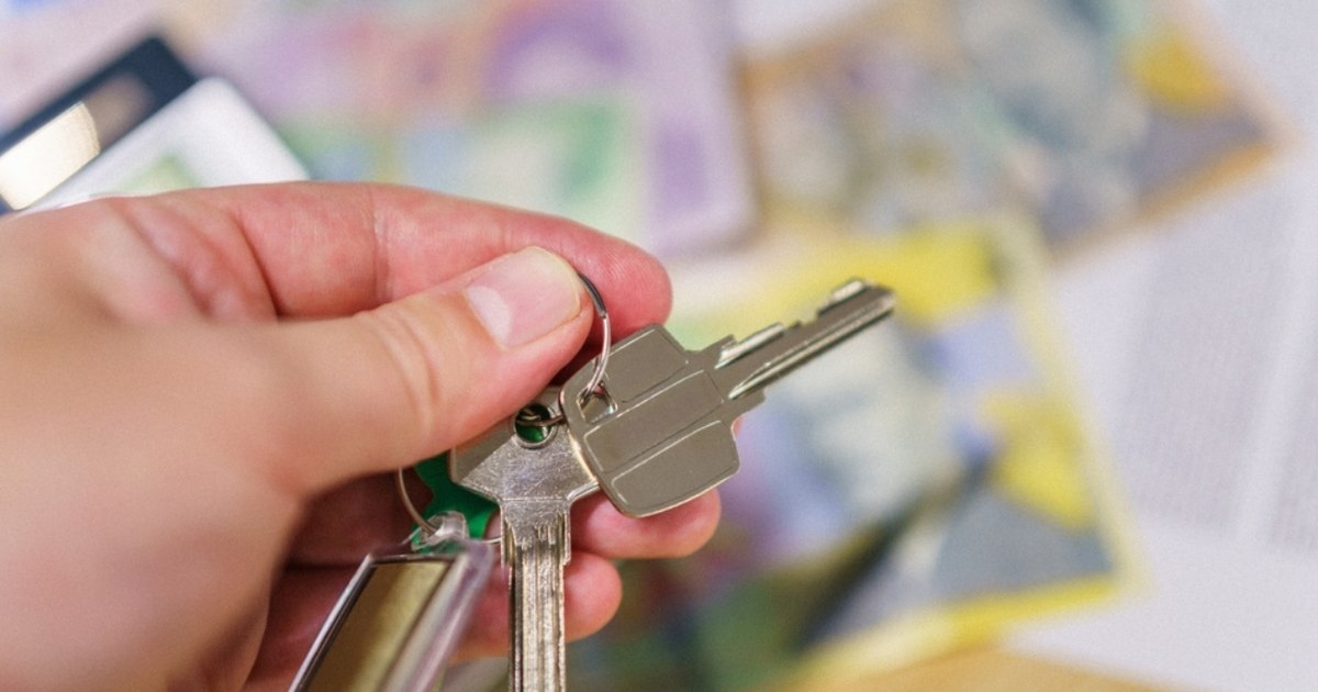 Garanția la închirierea unui apartament: reguli și condiții pentru restituirea sumei de către proprietar