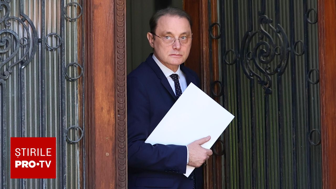 Guvernul Luca Niculescu a adoptat prima ordonanță: se înființează două funcții de ministru delegat