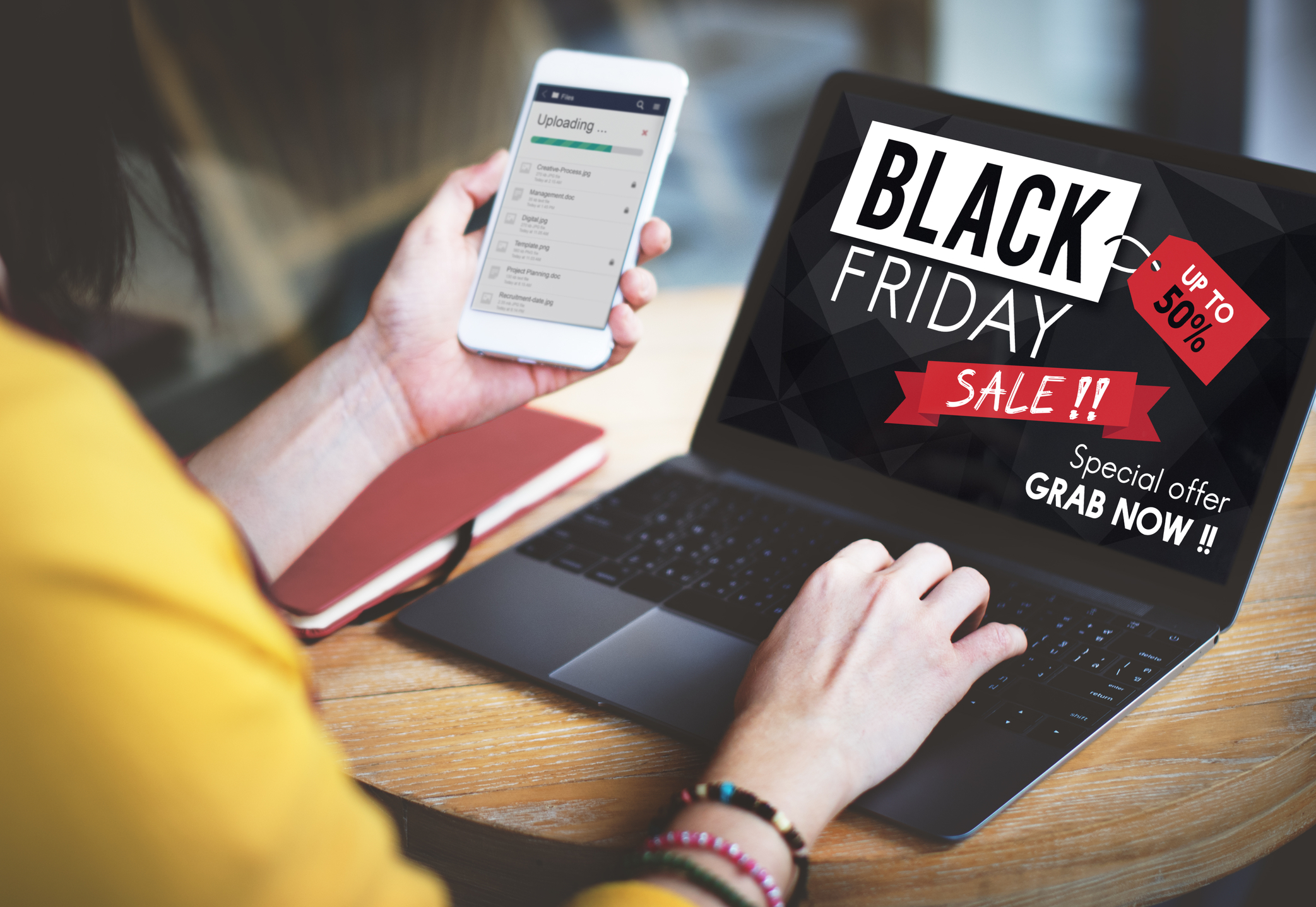 Black Friday 2026: 70% dintre români vor să cumpere, cu un buget mediu de 2.100 de lei