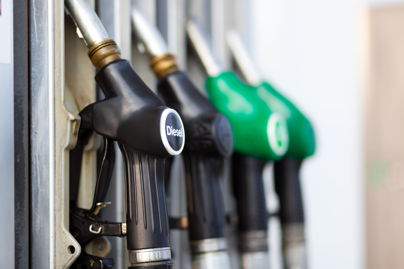 Prețurile la benzină și motorină cresc pe măsură ce petrolul Brent depășește pragul de 112 dolari pe baril