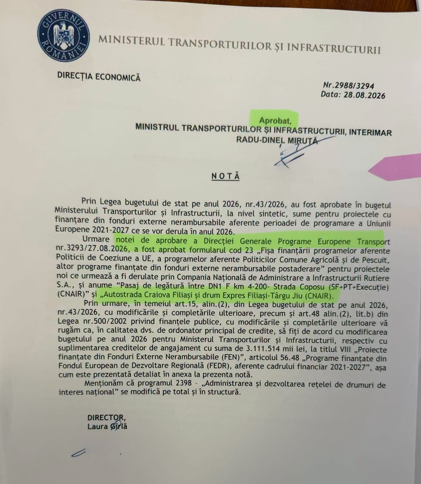 Radu Miruță prezintă documente pentru finanțarea Lotului 6 din Drumul Expres Filiași–Târgu Jiu