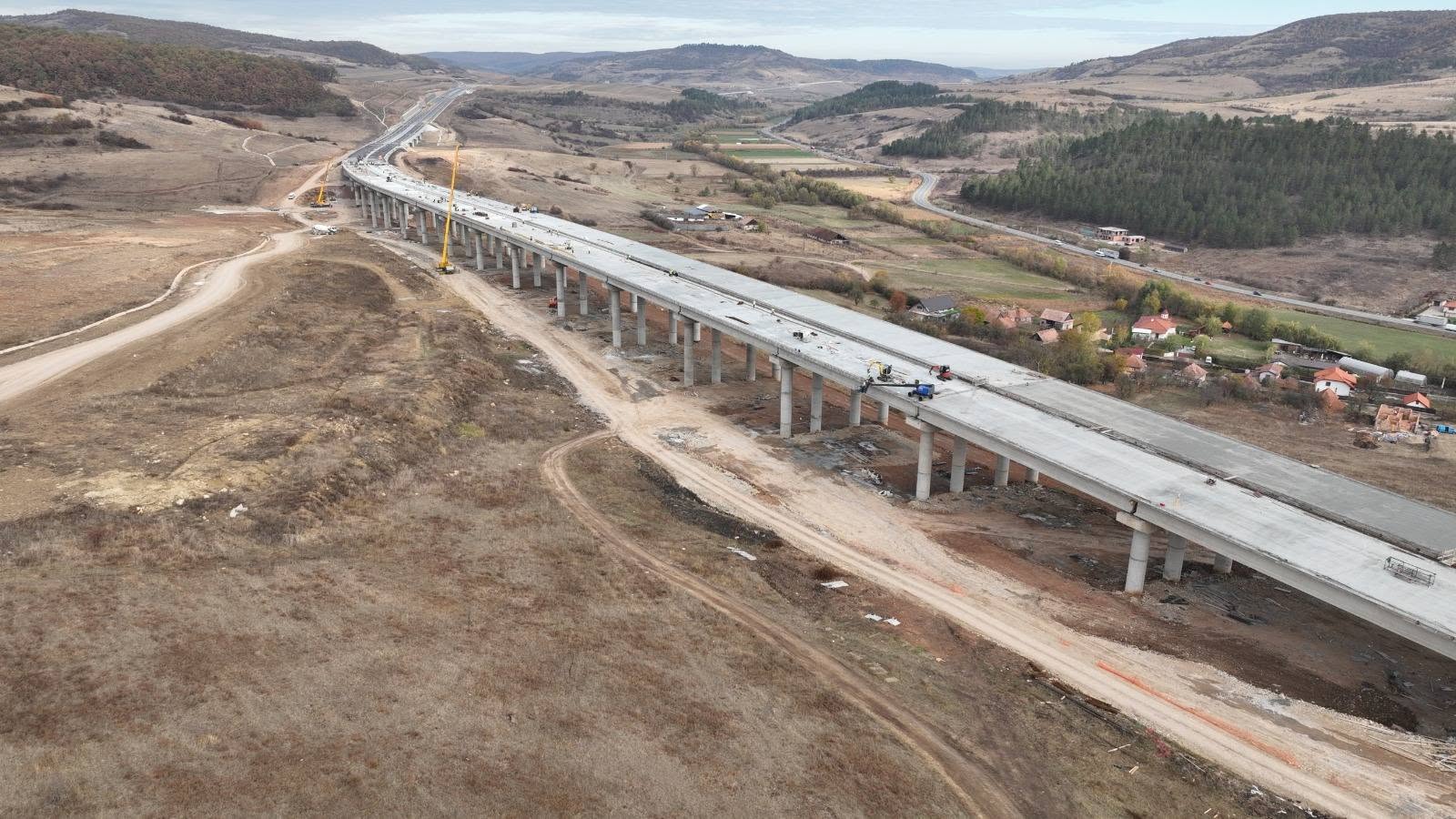 Autostrada Transilvania: Se lucrează la finalizarea șantierelor pentru deschiderea circulației anul acesta