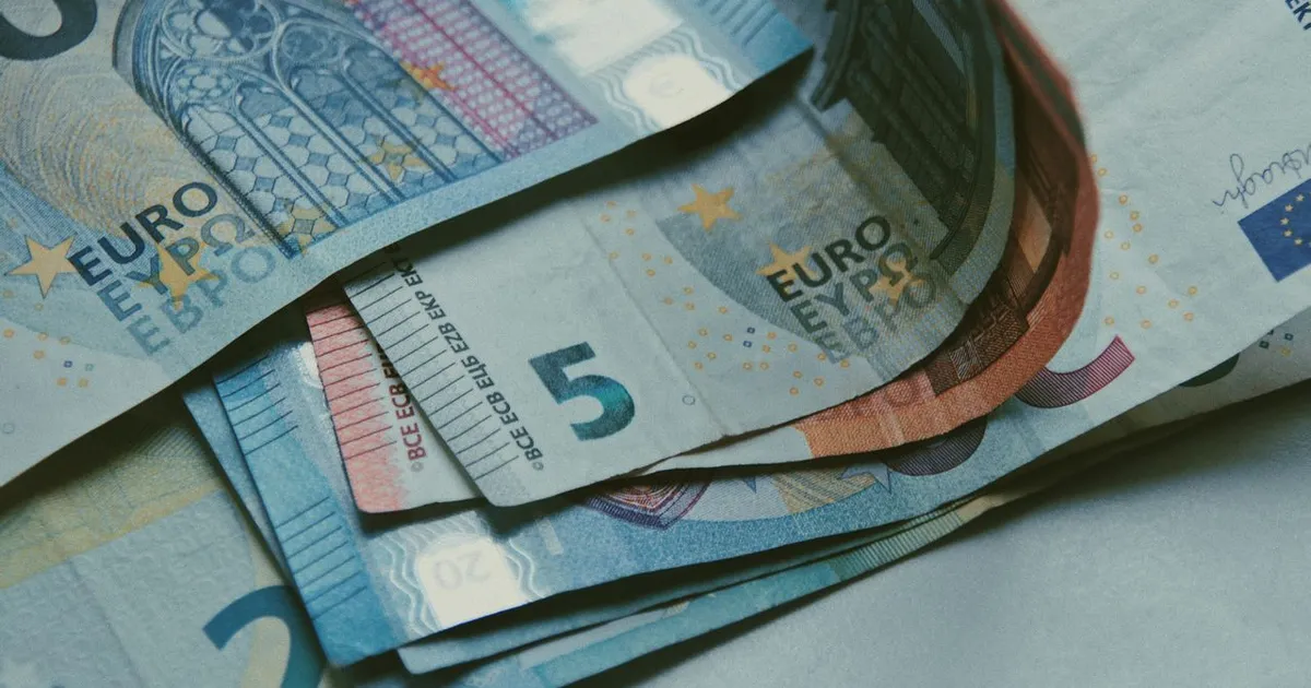 Schema de evaziune fiscală cu facturi fictive de 7 milioane de lei: administrator de firmă inculpat