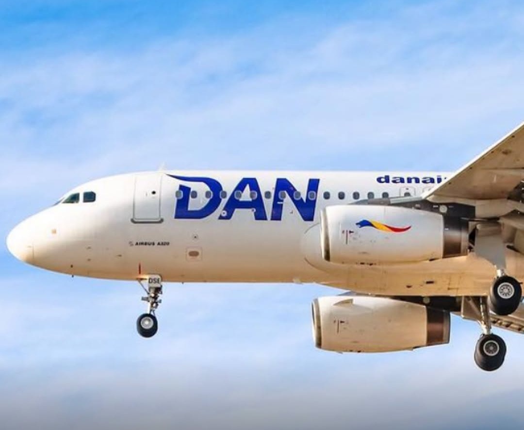 Compania Dan Air a depus cererea de insolvență pentru a se proteja de creditorii agresivi