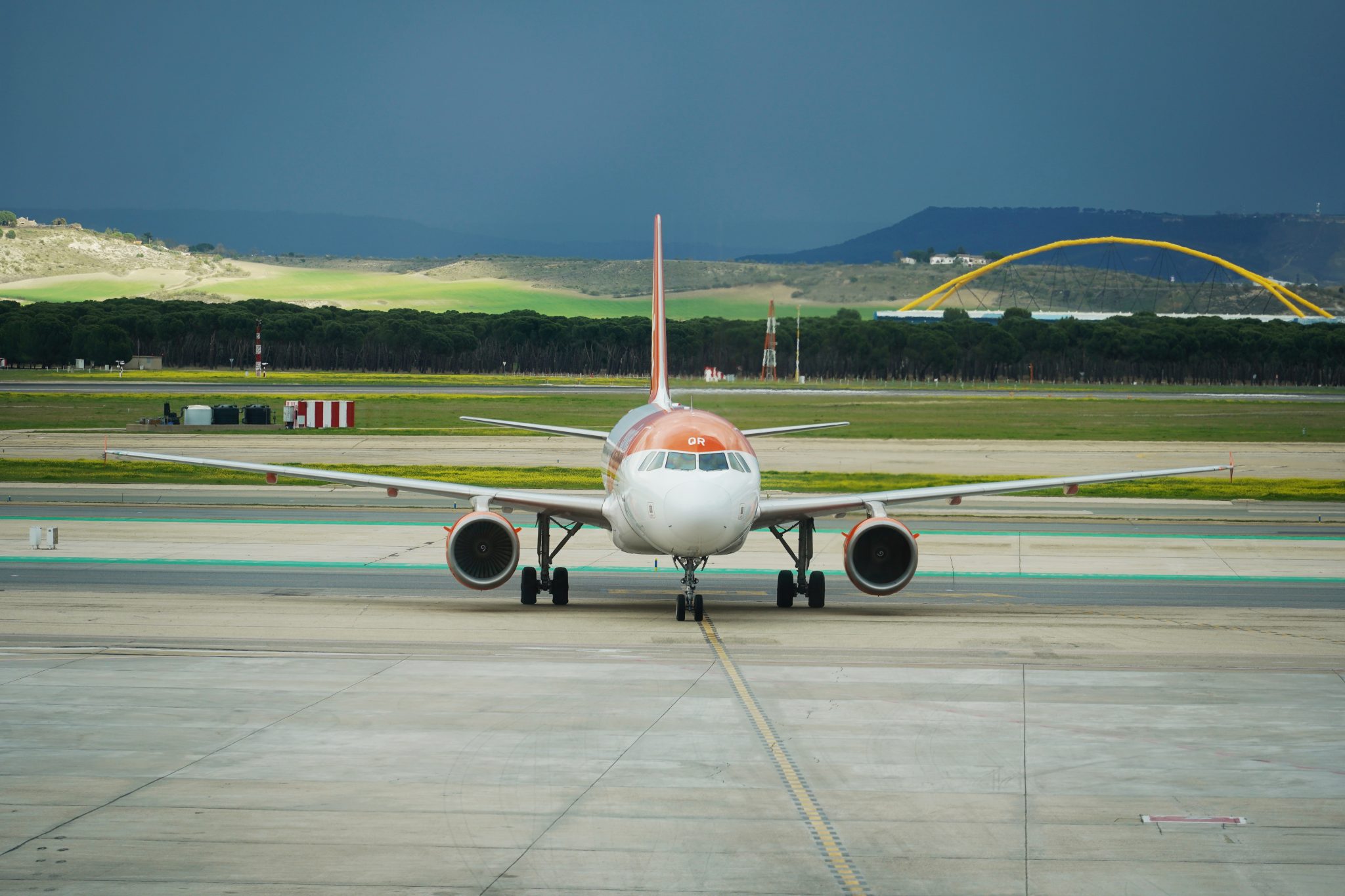 Dan Air solicită intrarea în insolvență pentru a reorganiza datoriile și a evita suspendarea zborurilor