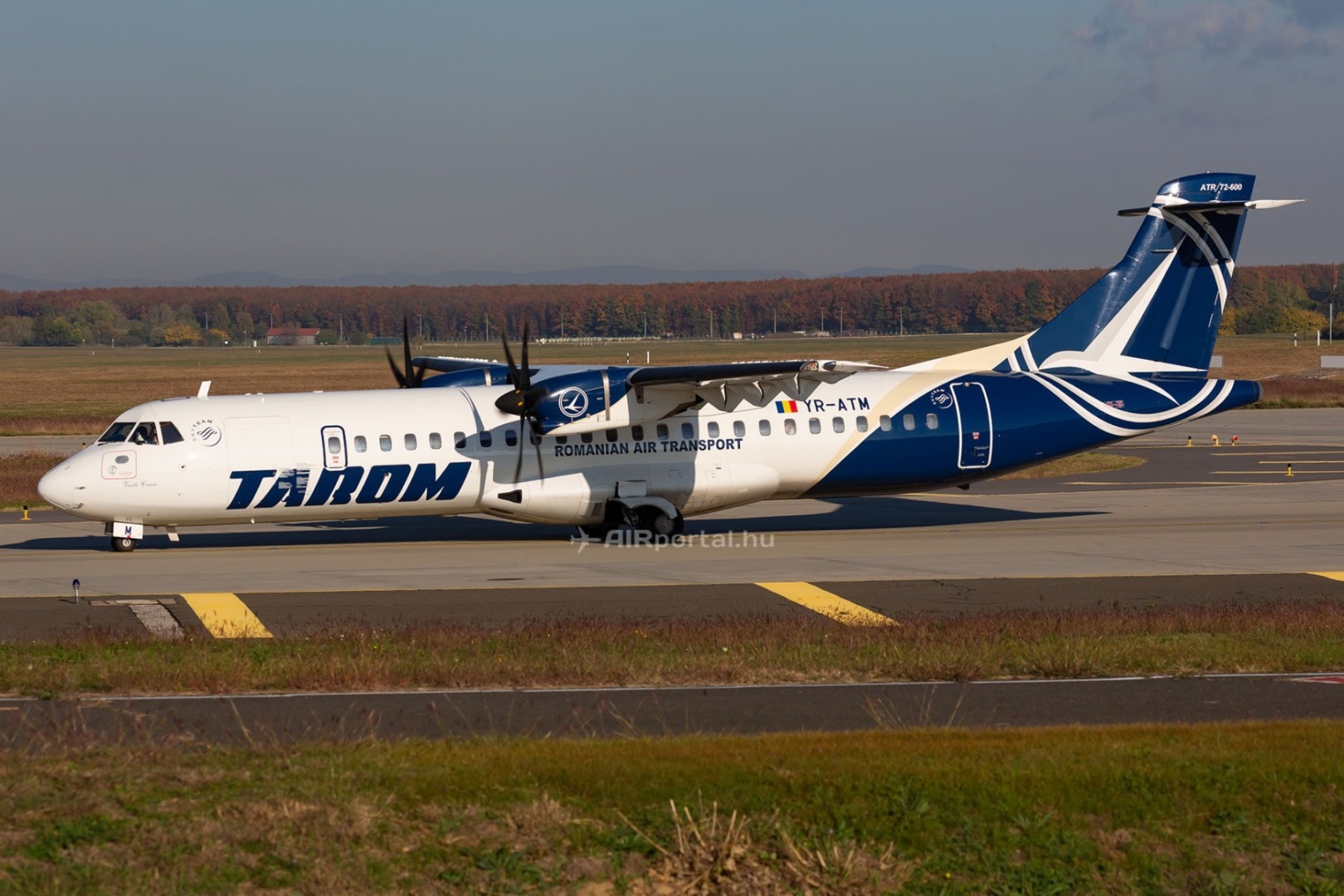 TAROM plătește despăgubirile pentru zboruri în medie după 110 zile, arată analiza AirAdvisor