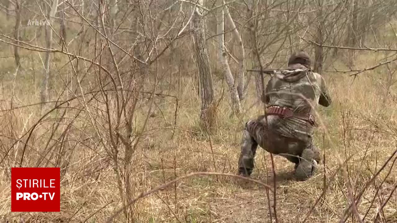 Accident cu armă de foc în timpul unei partide de vânătoare în Botoșani: un bărbat a fost împușcat