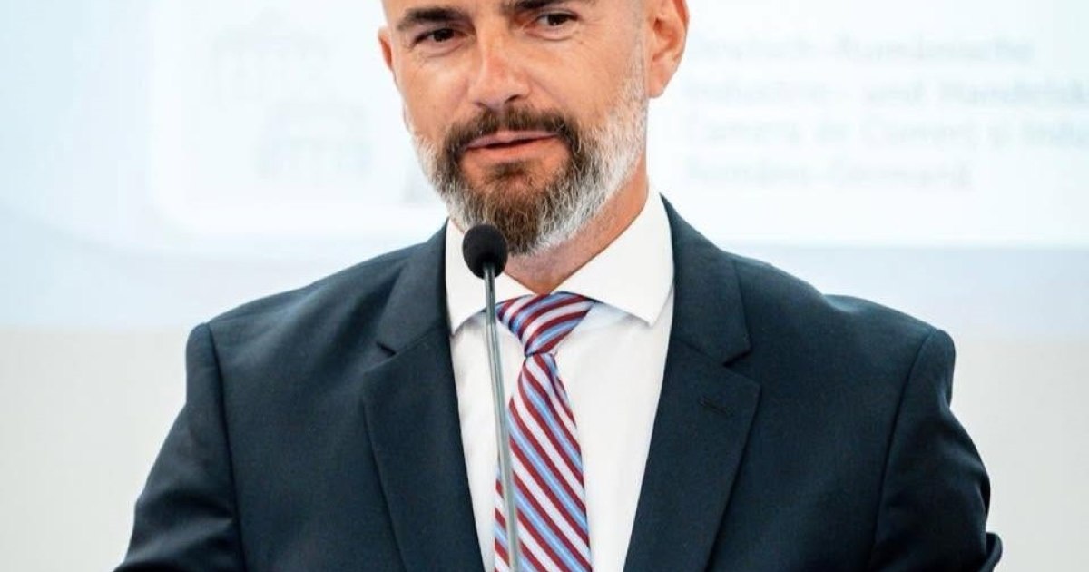 Dan Cărbunaru revine în Guvernul condus de Luca Niculescu pe poziția de purtător de cuvânt