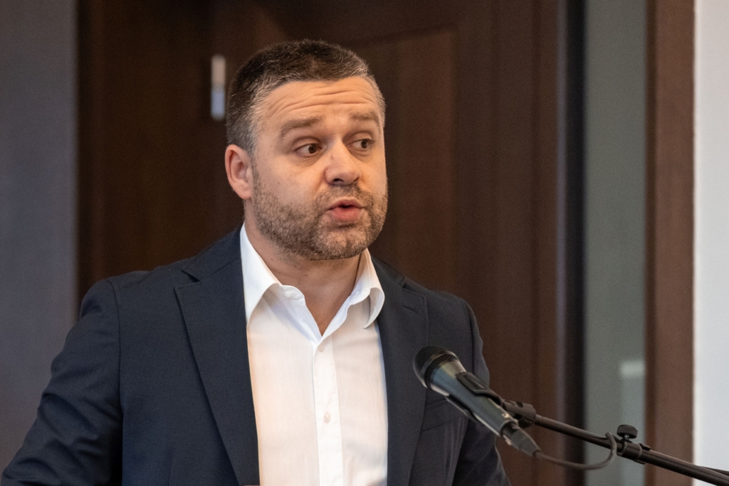 Ciprian Ciucu avertizează: Rețeaua de termoficare din București va necesita 15-20 de ani pentru a fi înlocuită