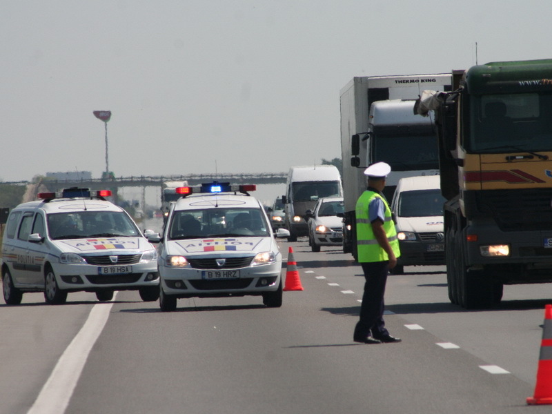 Restricții pentru șoferii cu carduri BCR: plățile pentru rovinietă și TollRo vor fi suspendate