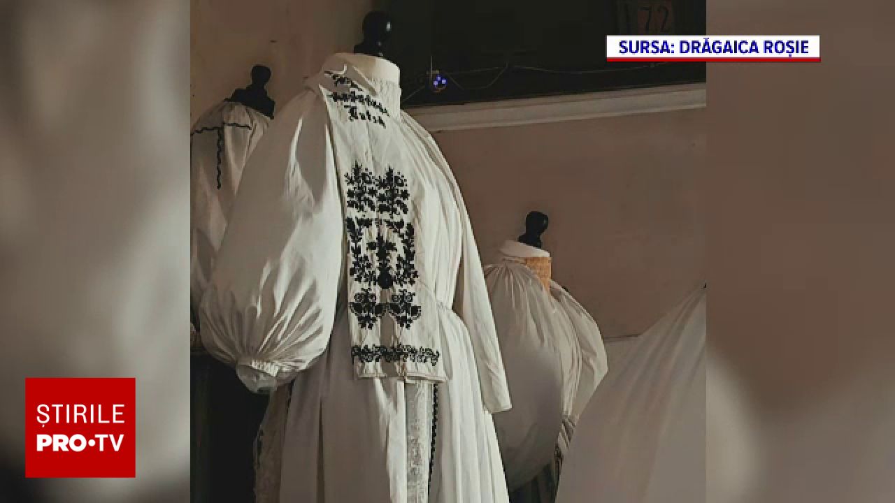 Erau piese de colecție de peste 2.000 de euro: au fost furate costume tradiționale săsești dintr-o biserică din Brașov