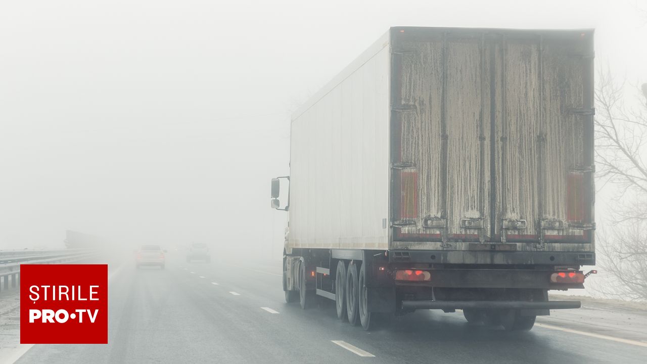 Avertisment de la Centrul Infotrafic: Ceață densă pe autostrăzile A0, A2 și A3 și în 29 de județe