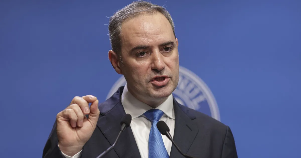 Sumele de creștere a pensiilor depind de datele bugetare, declară Alexandru Nazare