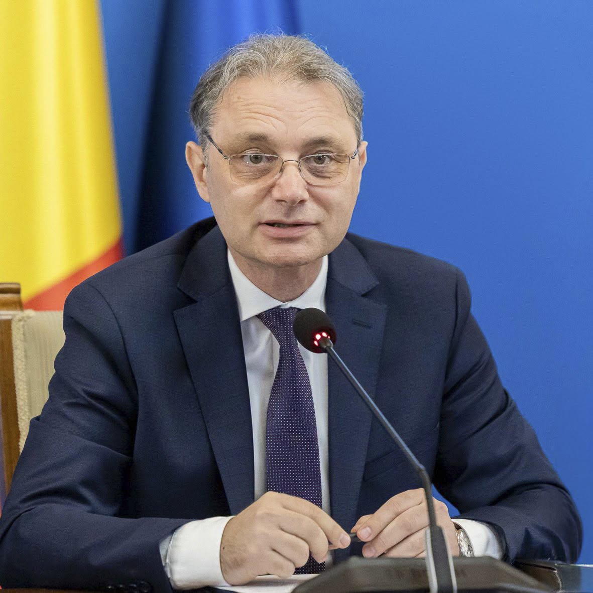 Premierul Luca Niculescu are o agendă intensă: întâlniri cu BNR și reprezentanții mediului de afaceri