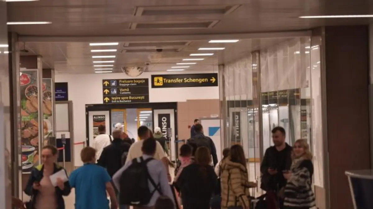 Marea dispariție de la Otopeni: Aproape 700.000 de euro au fost înlocuite cu foi albe la Biroul Vamal