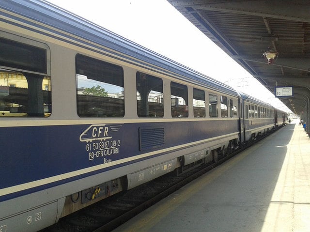CFR Călători redistribuie vagoanele bar pe rute noi, după ce acestea au fost concentrate pe litoral