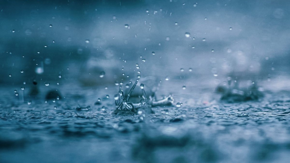 Avertismente meteo severe în România: ANM a emis cod portocaliu pentru ploi torențiale