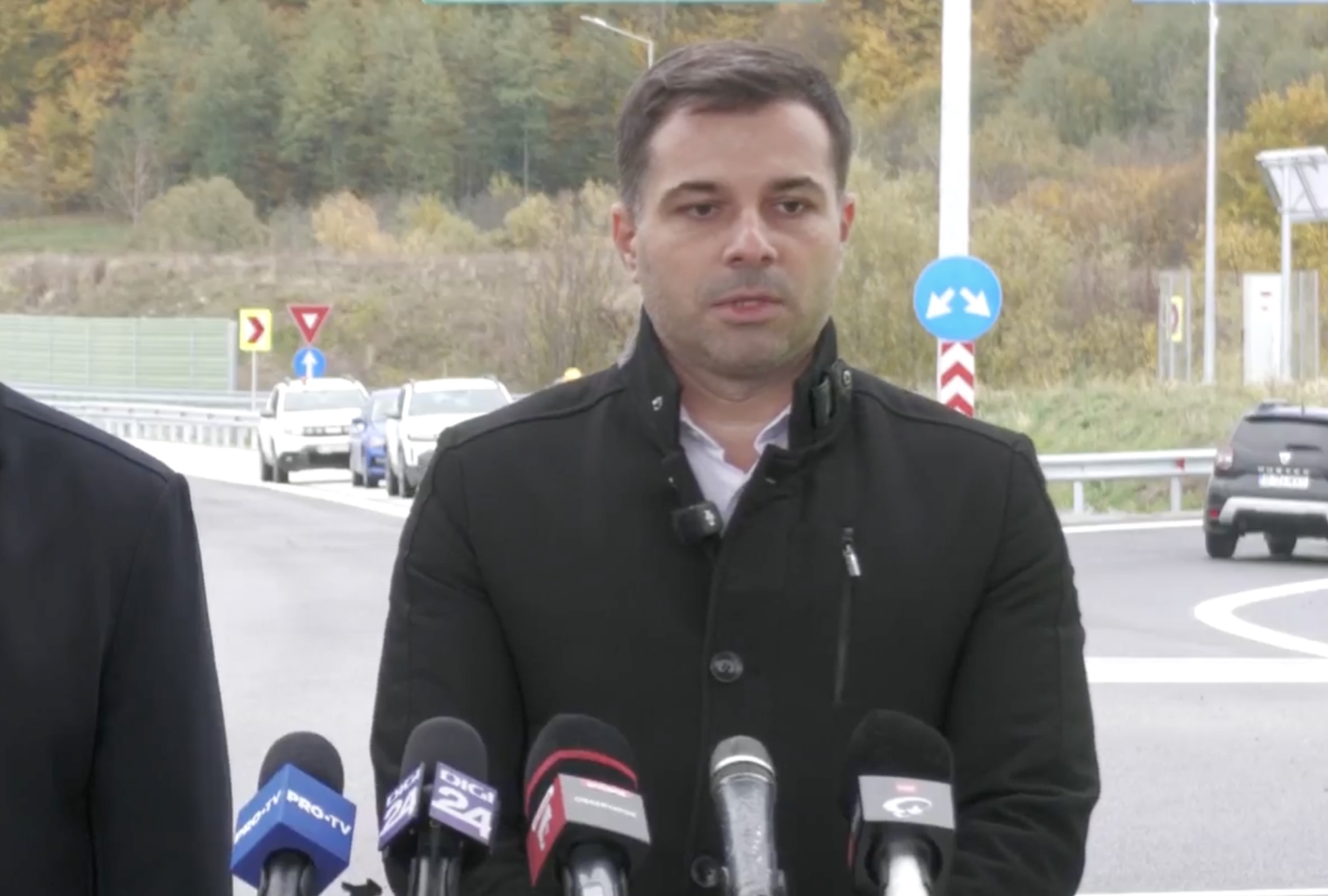 Ministrul Transporturilor a confundat numele tunelului Momaia cu numele unui actor celebru