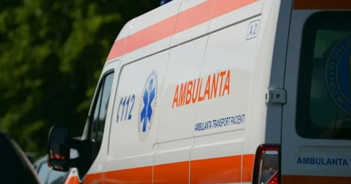 Accident rutier în Jibou: un microbuz școlar, un autoturism și un camion s-au ciocuit