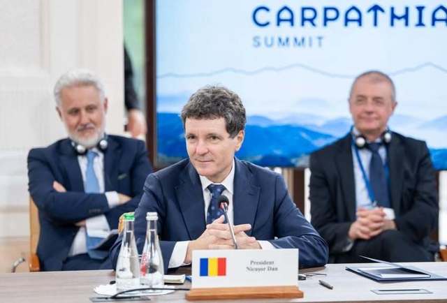 Nicușor Dan propune o colaborare sporită între țările carpatice pentru infrastructură și energie