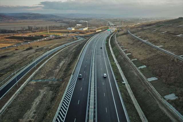 Ministerul Transporturilor anulează procedura de aprobare pentru închiderea drumurilor și căilor ferate