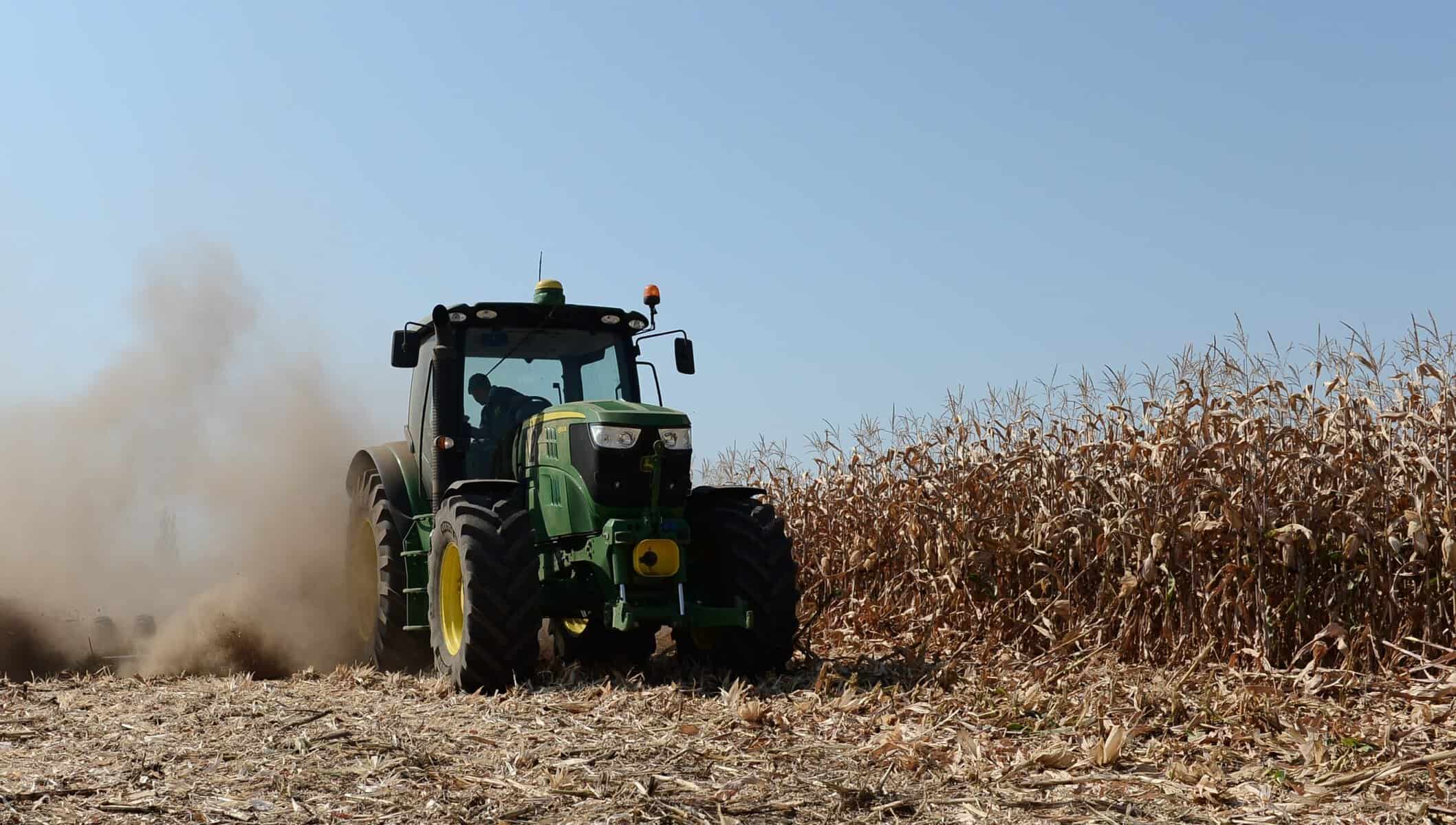 Guvernul suplimentează cu 149 de milioane de lei bugetul pentru motorina agricolă în 2026