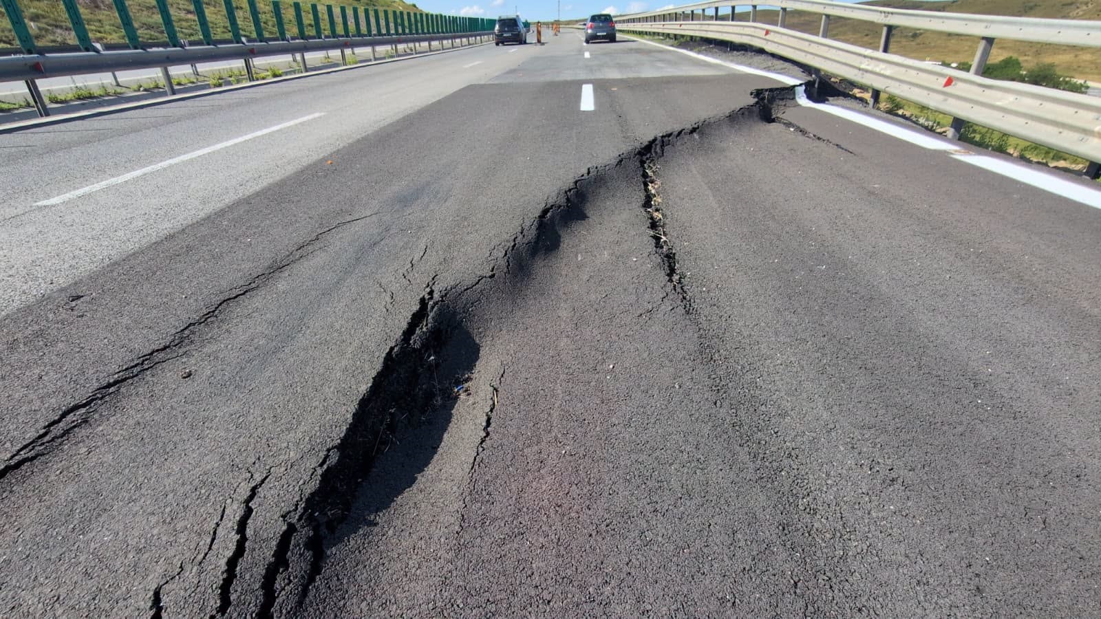 CNAIR explică motivele pentru care traficul de pe A10 este deviat pe DN1 în timpul lucrărilor