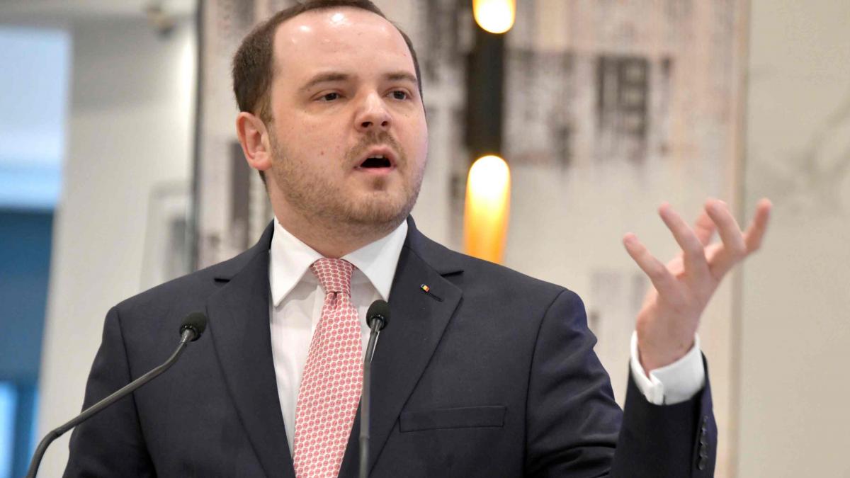 Rogobete propune plata gărzilor pentru medicii rezidenți în noua lege a salarizării