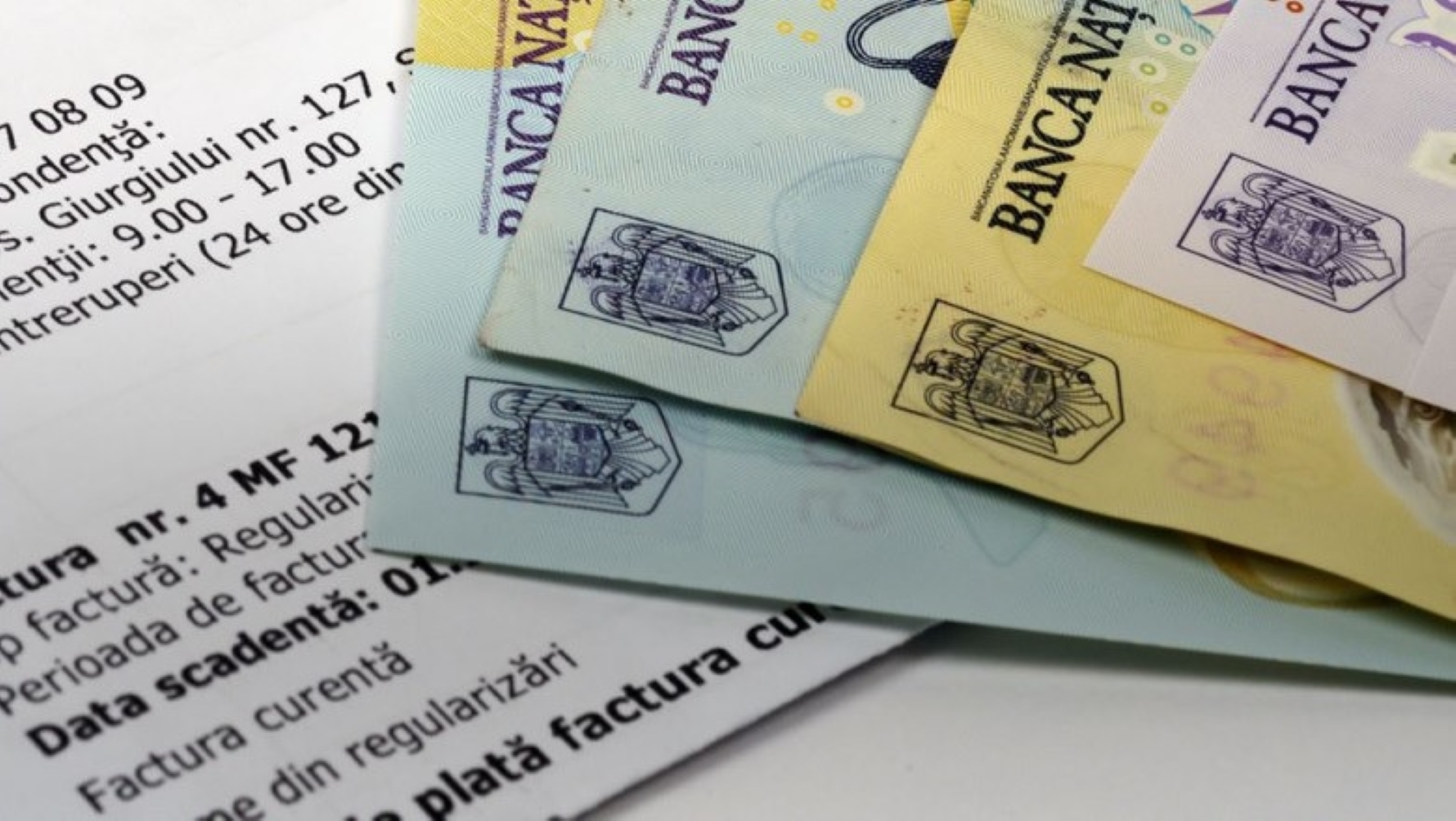 Consumatorii casnici se pot confrunta cu facturi la electricitate cu până la 22% mai mari