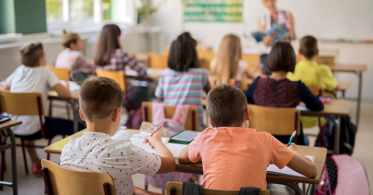 Elevii vor avea o minivacanță în octombrie 2026. Când începe și când se revine la cursuri