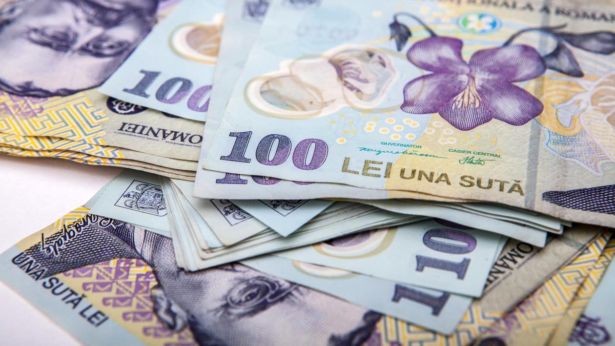 Guvernul a decis regulile pentru bursele elevilor în 2026-2027. Cum se schimbă sumele de bani